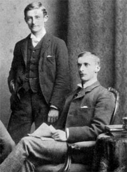 File:H&R Hammond cropped.jpg